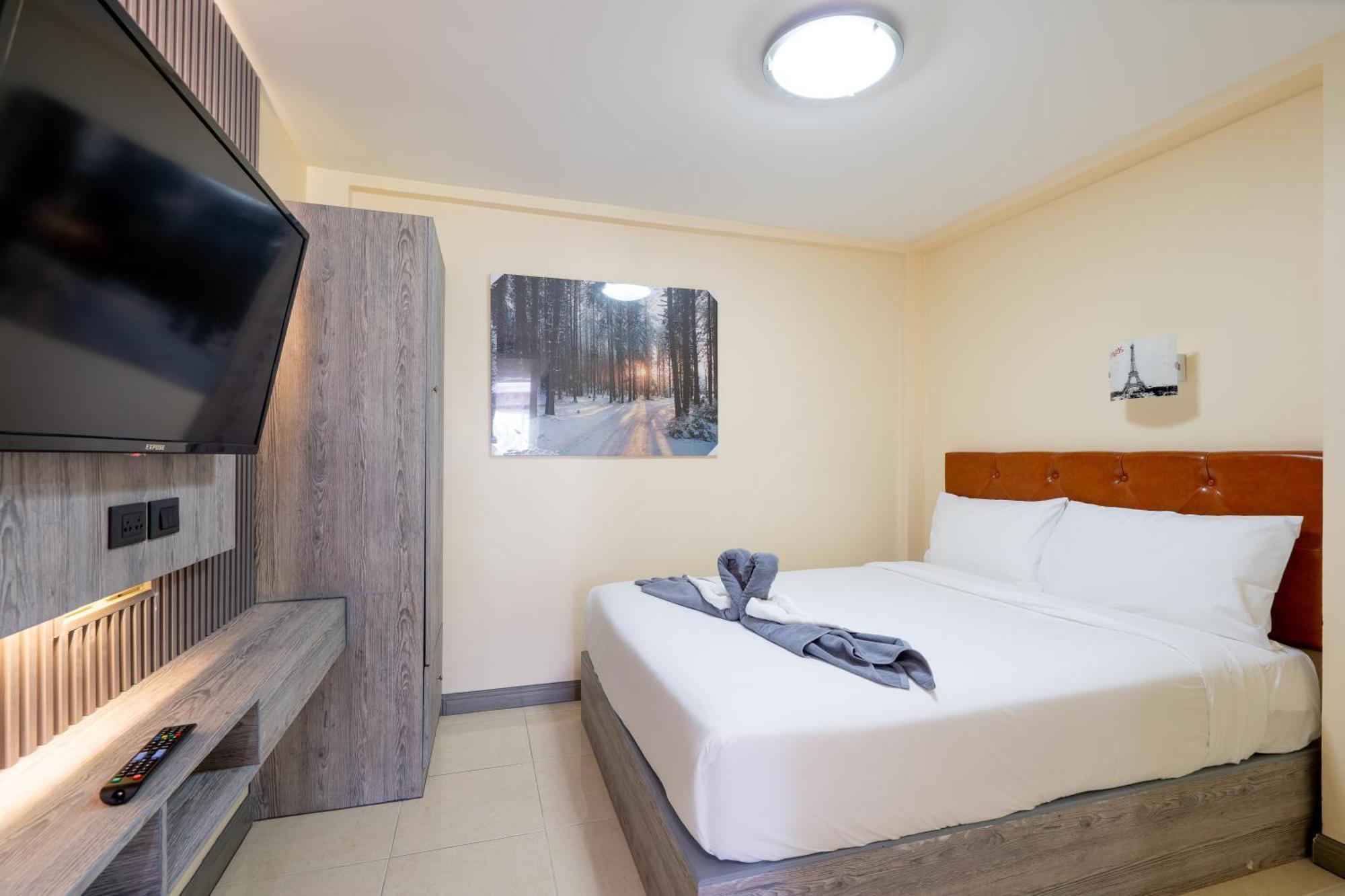 Square One Hotel Patong Kültér fotó