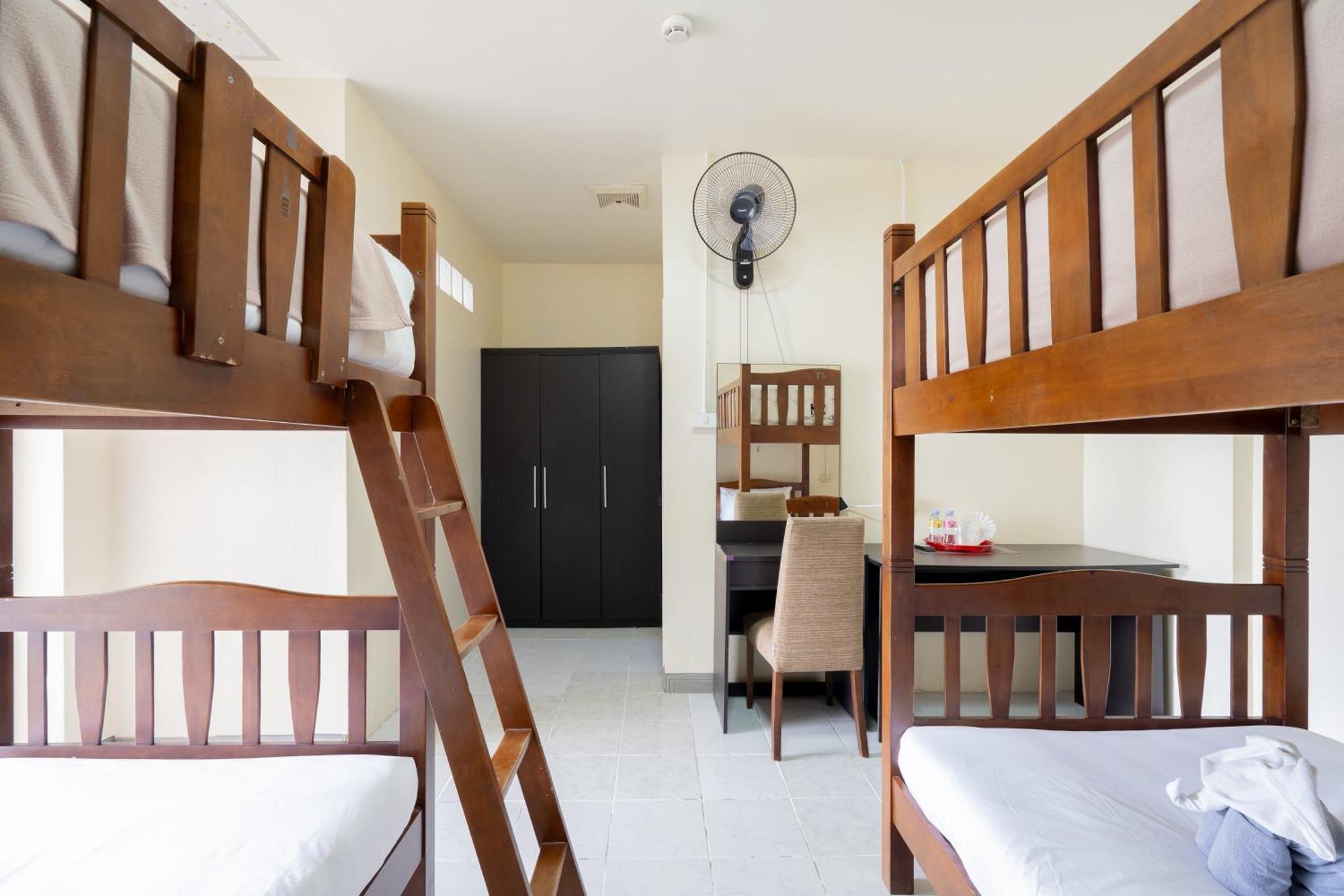 Square One Hotel Patong Kültér fotó