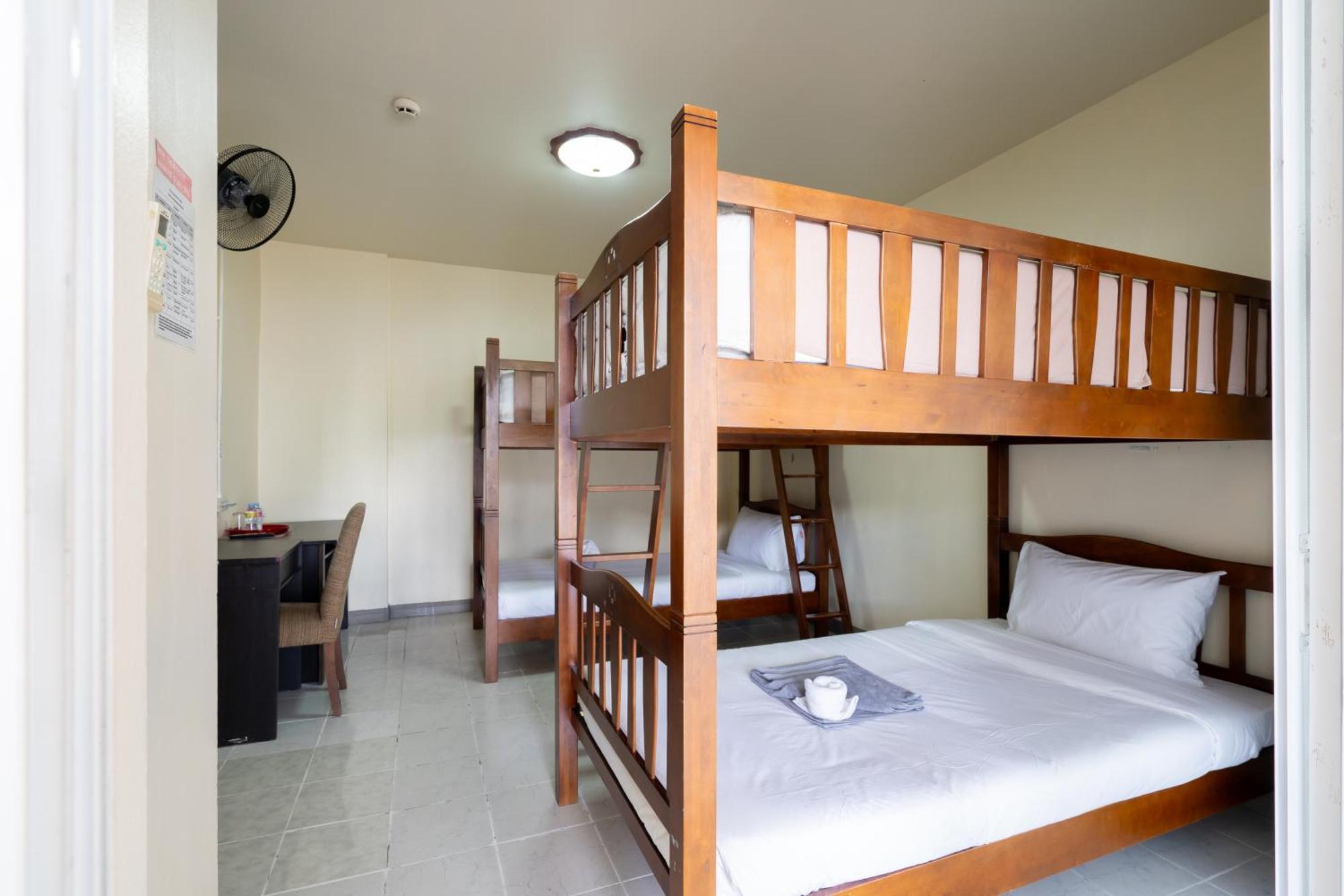 Square One Hotel Patong Kültér fotó