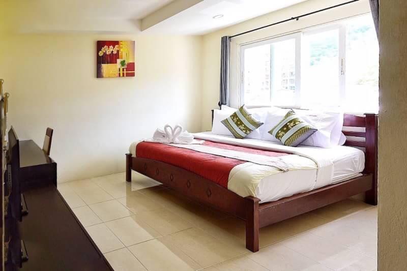 Square One Hotel Patong Kültér fotó